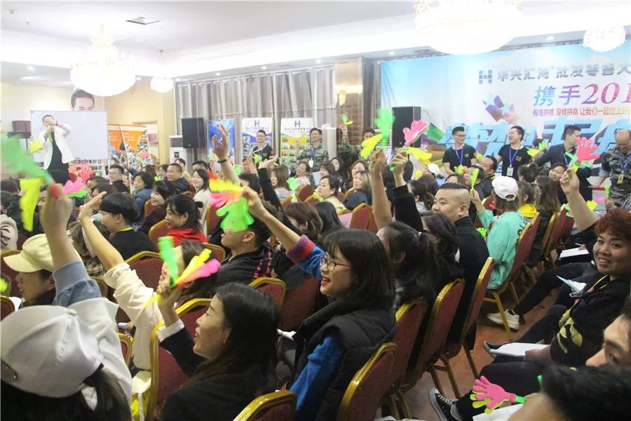 炒雞店門(mén)頭裝修店內(nèi)圖_淘寶導(dǎo)航店招店標(biāo)裝修素材psd_服裝店裝修