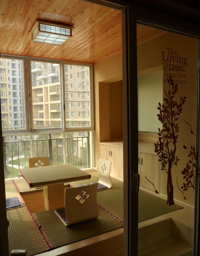 陽(yáng)臺(tái)榻榻米效果圖，陽(yáng)臺(tái)榻榻米布局