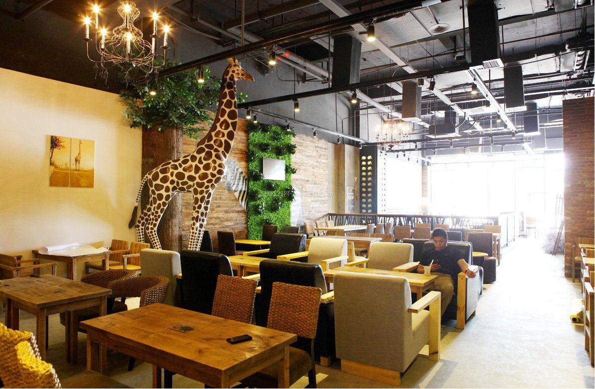 漫咖啡 裝修_復(fù)古風的咖啡裝修圖片_咖啡屋裝修