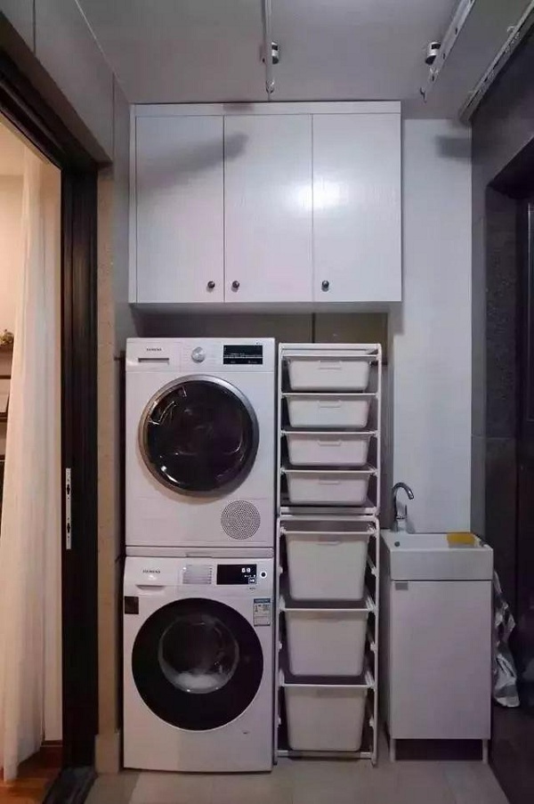 陽臺(tái)柜子裝修效果圖_現(xiàn)代簡(jiǎn)約陽臺(tái)柜子裝修效果圖_洗衣機(jī)柜子陽臺(tái)裝修