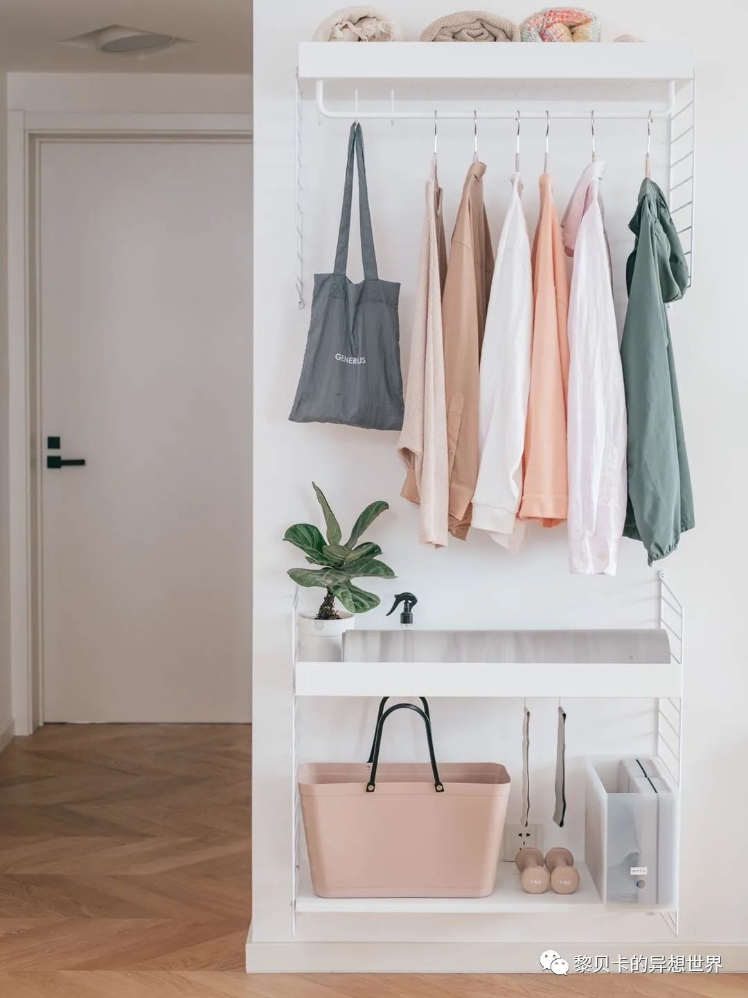 內(nèi)衣店裝修圖_內(nèi)衣實體店裝修風(fēng)格圖_內(nèi)衣飾品店裝修圖片