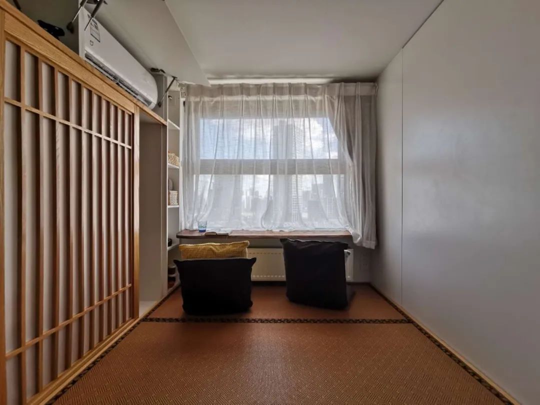 內(nèi)衣店裝修圖_內(nèi)衣實體店裝修風(fēng)格圖_內(nèi)衣飾品店裝修圖片