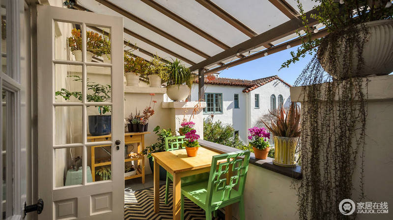 內(nèi)衣飾品店裝修圖片_內(nèi)衣實體店裝修風(fēng)格圖_內(nèi)衣店裝修圖