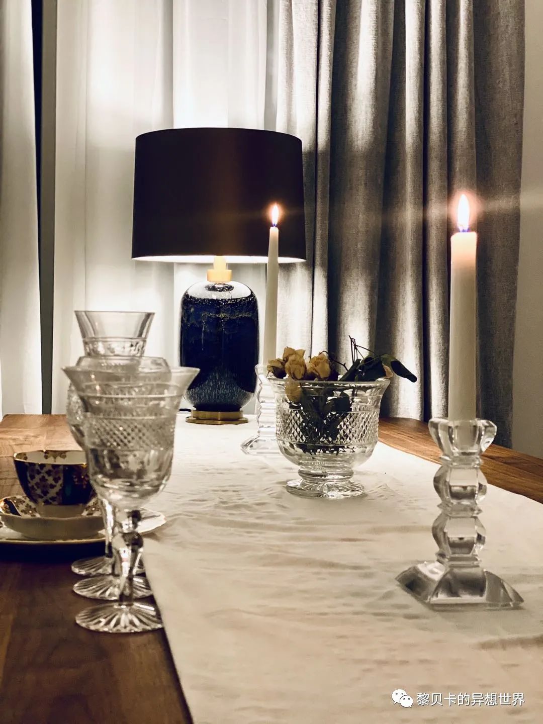 內(nèi)衣店裝修圖_內(nèi)衣飾品店裝修圖片_內(nèi)衣實體店裝修風(fēng)格圖