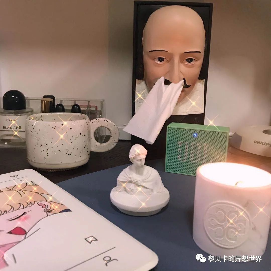 內(nèi)衣店裝修圖_內(nèi)衣實體店裝修風(fēng)格圖_內(nèi)衣飾品店裝修圖片