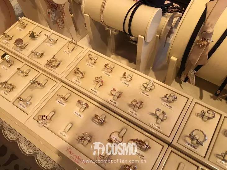 內(nèi)衣店裝修圖_圖滿多裝修效果圖童裝店_烘培店裝修cad圖