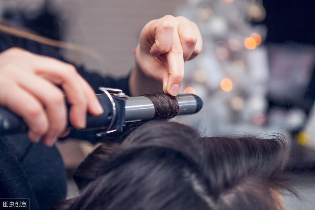 美發(fā)店裝修小技巧，讓最美的你煥然一新