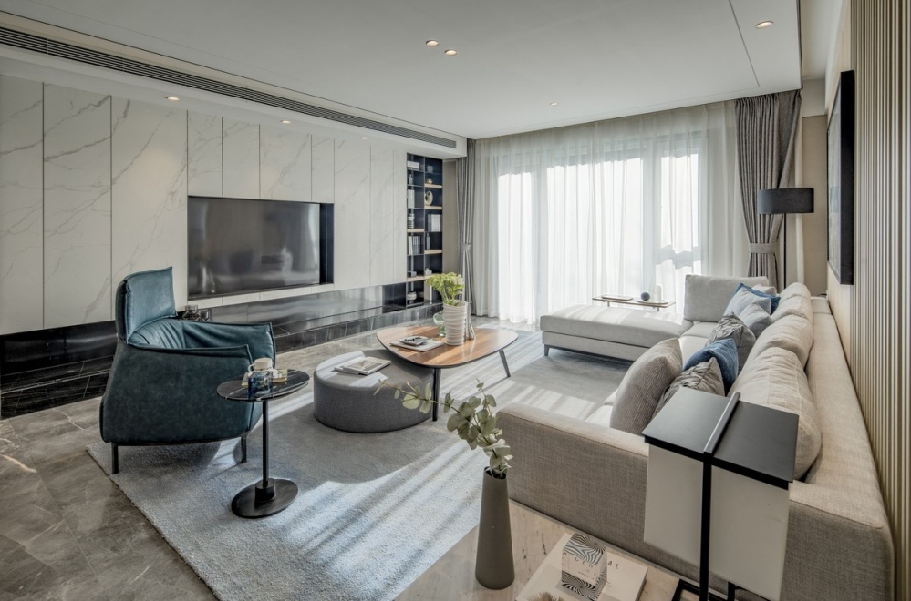 客廳窗簾裝修效果圖沈陽中海華貿北復式大宅李益中空現代簡約客廳設計圖片賞析