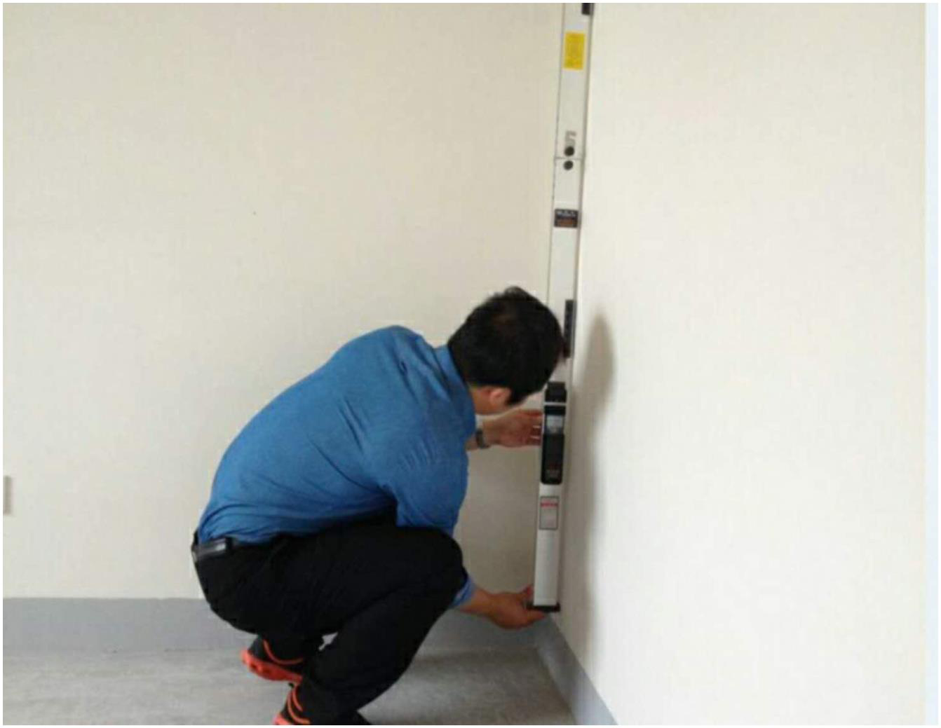 客廳吊頂裝修價(jià)格_裝修吊頂價(jià)格_汽車(chē)4s點(diǎn)吊頂裝修用生態(tài)木吊頂