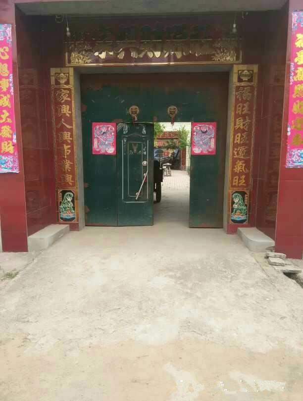 曬曬婆家農(nóng)村婚房，占地面積1000平，廚房你可能沒(méi)見(jiàn)過(guò)