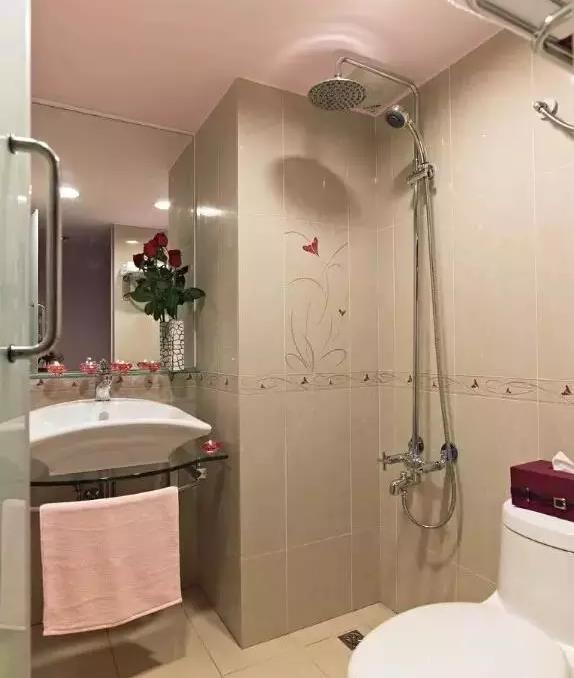 4平米衛(wèi)生間裝修效果圖，4平衛(wèi)生間裝修省錢(qián)上檔次