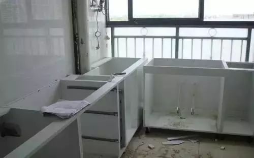 廚房衛(wèi)生間裝修_老莊裝修經典廚房裝修_酒店洗消間衛(wèi)生管理制度范本