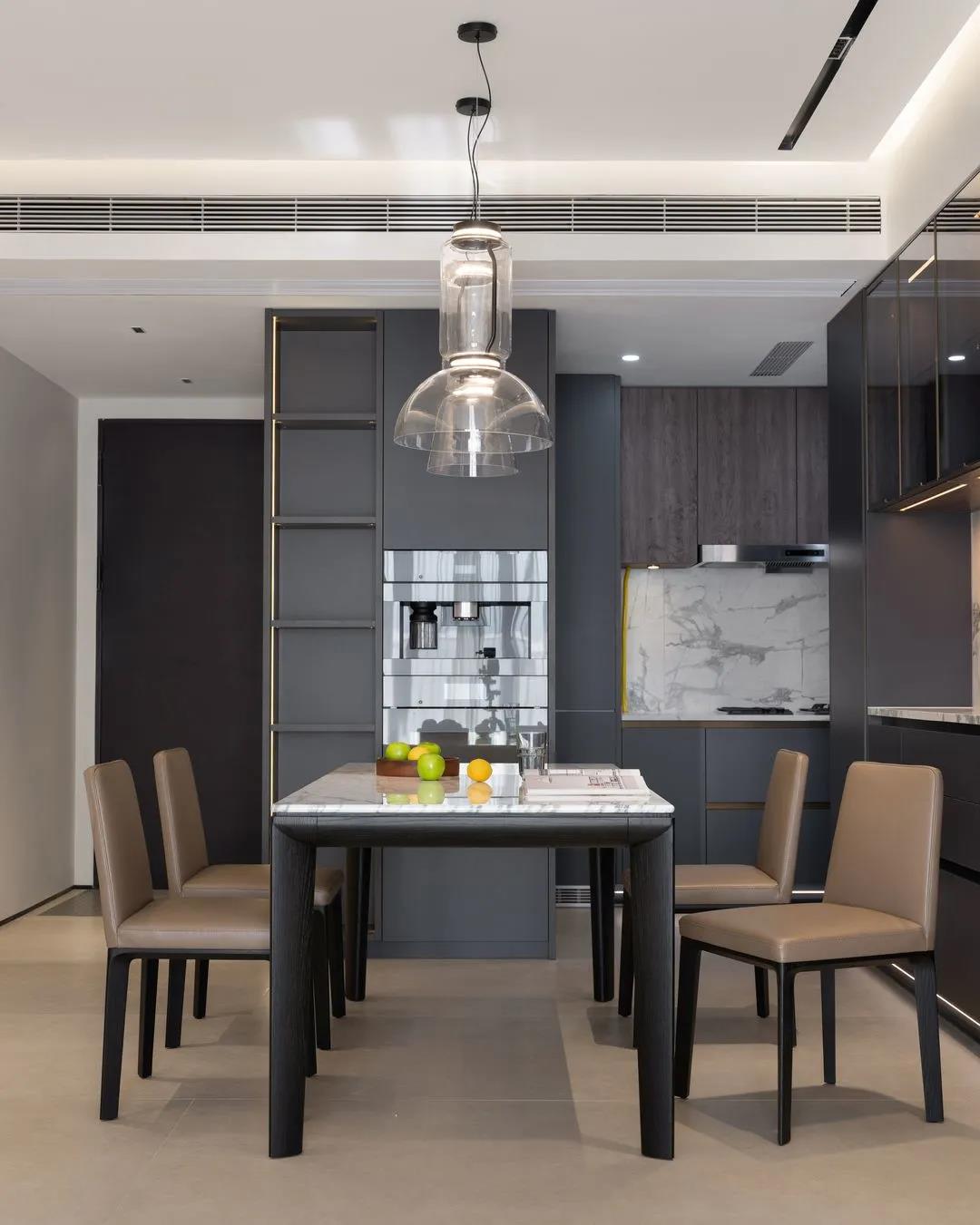 122㎡全屋高能：玄關(guān)收納/無(wú)吊頂/觀景陽(yáng)臺(tái)，贊！