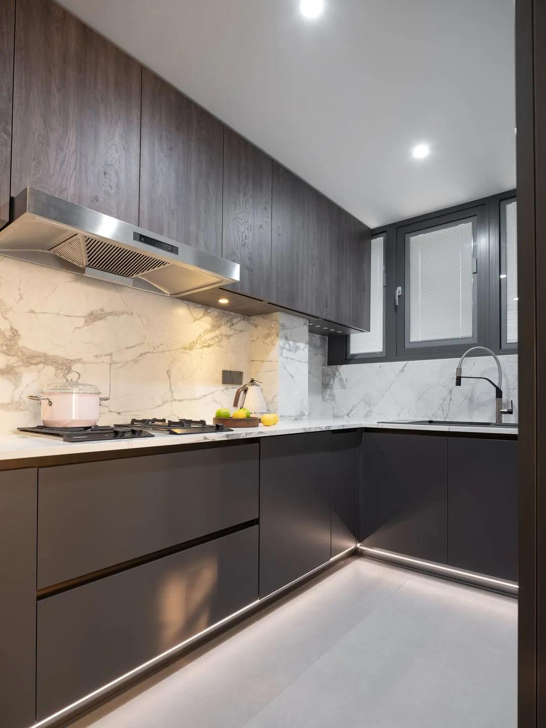 122㎡全屋高能：玄關(guān)收納/無(wú)吊頂/觀景陽(yáng)臺(tái)，贊！