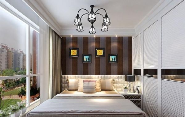 接下來為大家?guī)淼?0平米房屋裝修效果圖是一個臥室的裝修整體，臥室的裝修看起來十分的簡單大氣，而且顏色方面不會太過于鮮艷，非常適合在這樣的環(huán)境中睡眠。在臥室的設計中，整個床是顯得十分的華麗，而且會跟其他的裝飾形成鮮明的對比，也可以看出在整個房間的設計中，床是非常重要的一個方面，也是我們?nèi)粘Ｐ菹⒌膱鏊?/></p>
<p style=