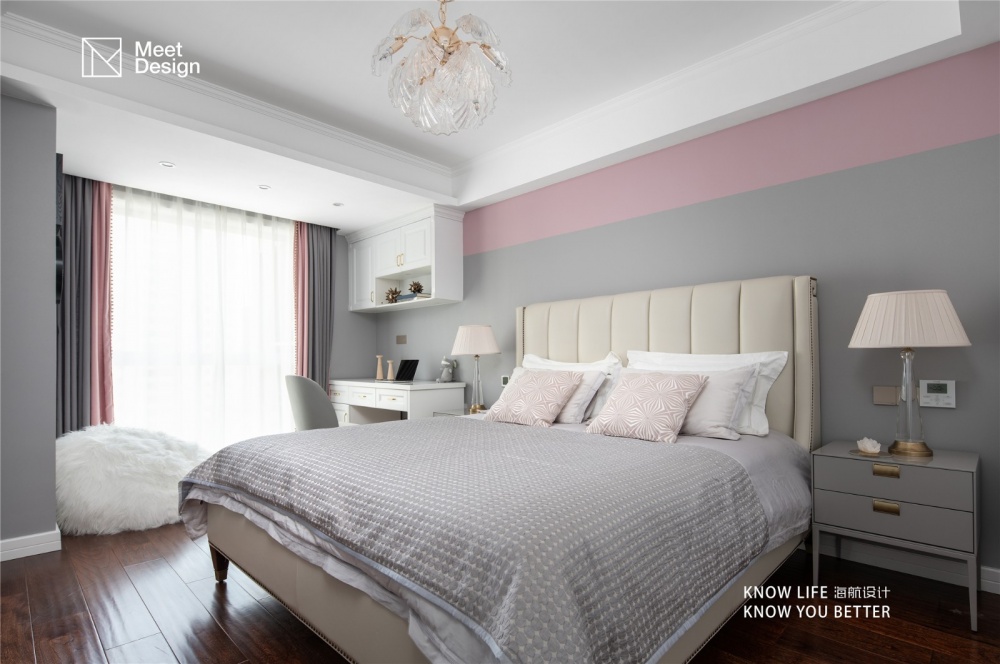 臥室窗簾2裝修效果圖優(yōu)雅歐式，帶你探秘融化在奶油里歐式豪華臥室設(shè)計圖片賞析