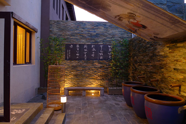 10圖萬達公寓精裝修30萬入住_自助餐廳裝修效果工業(yè)風(fēng)圖_單身公寓裝修效果圖