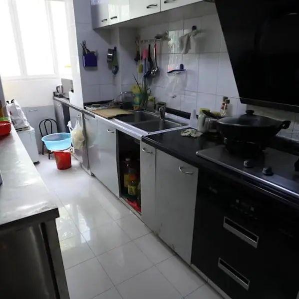 「廣播」0收納（紙箱滿地）、衛(wèi)生間從廚房進(jìn)（奇葩），還要兩房還要變?nèi)浚?></a></p>
            <h3 class=