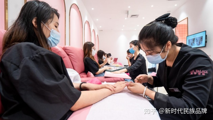 NAIL PALACE美甲宮殿凱德廣場云尚店，盛裝開業(yè) 品牌打造 全面升級