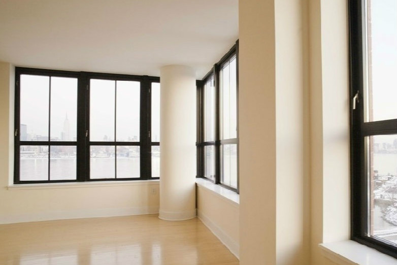 主臥這樣設(shè)計，不僅有飄窗，還多出好多柜子