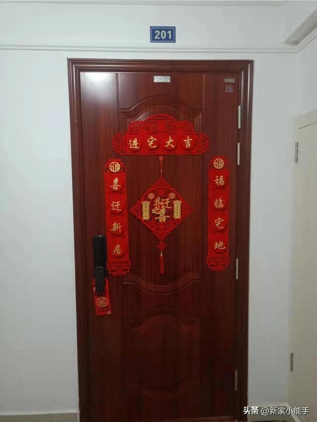 辛苦半年終于喬遷入住，不吊頂不做電視墻，簡單又省錢，很舒服