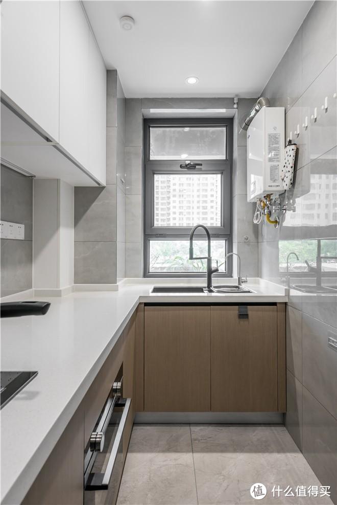 我也想給父母裝一套這樣的養(yǎng)老房，不用多豪華，簡潔舒適就夠了