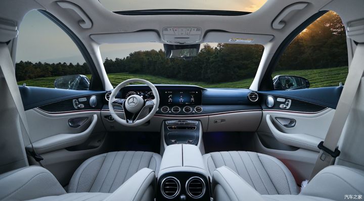 奔馳2022款即將上市新車E300運(yùn)動豪華_14款奔馳e300_致勝2010款豪華運(yùn)動款輪胎規(guī)格