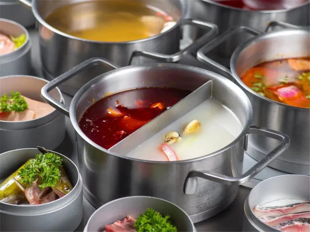 時尚童裝店裝修效果圖_炫轉(zhuǎn)時尚火鍋?zhàn)灾?世購店)怎么樣_時尚火鍋店裝修